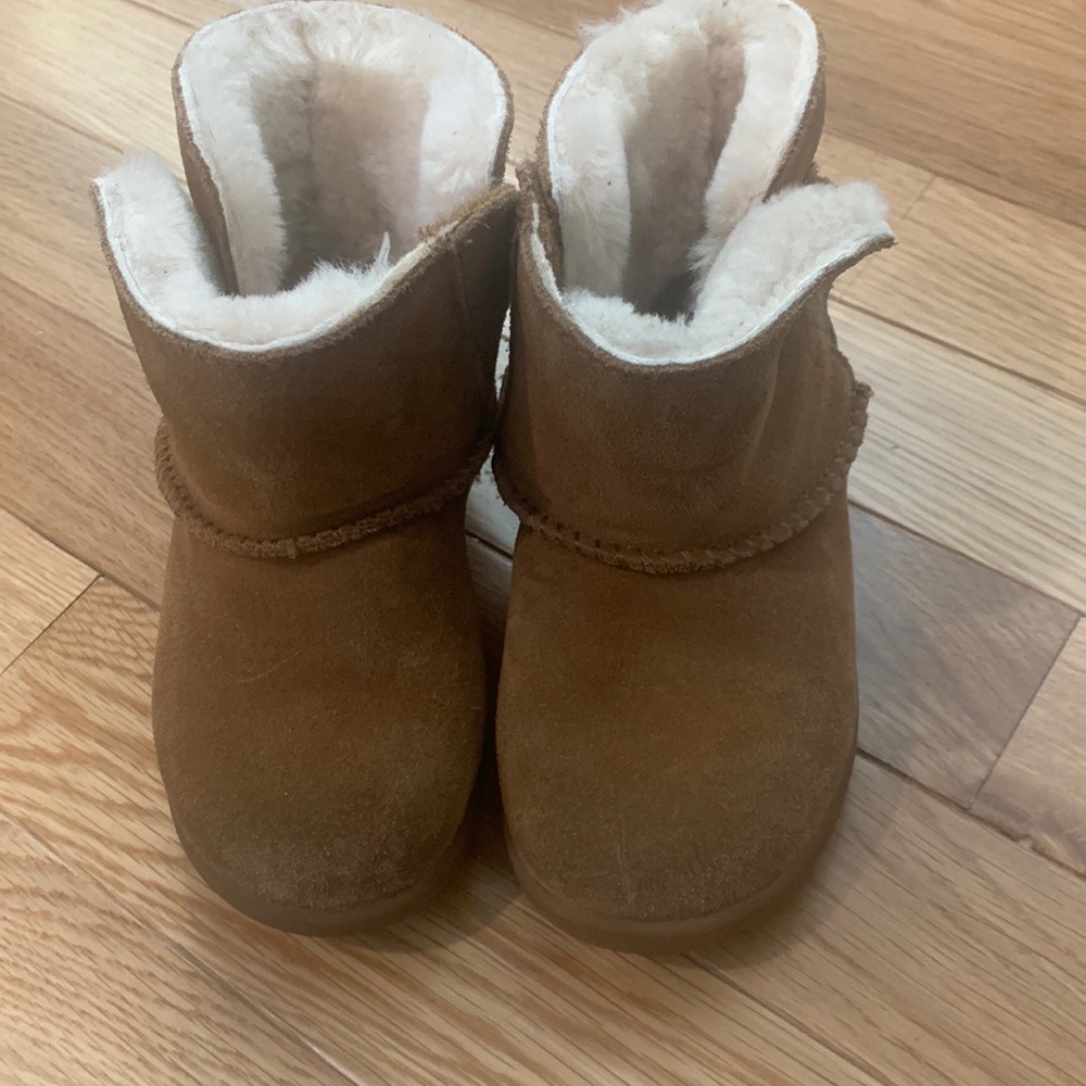 Baby/toddler Uggs
